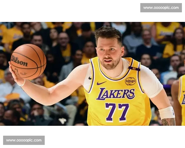 小莫里斯力挺东契奇：体型争议系媒体炒作，得分能力无关胖瘦