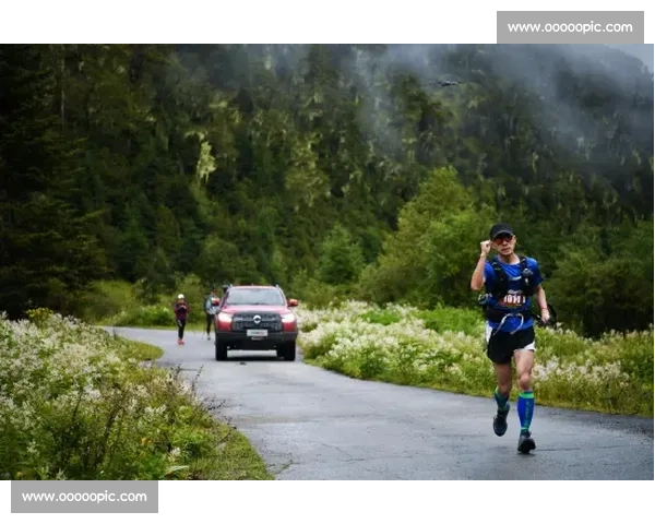巅峰对决！2025 自然堂喜马拉雅极限越野跑林芝燃情开跑