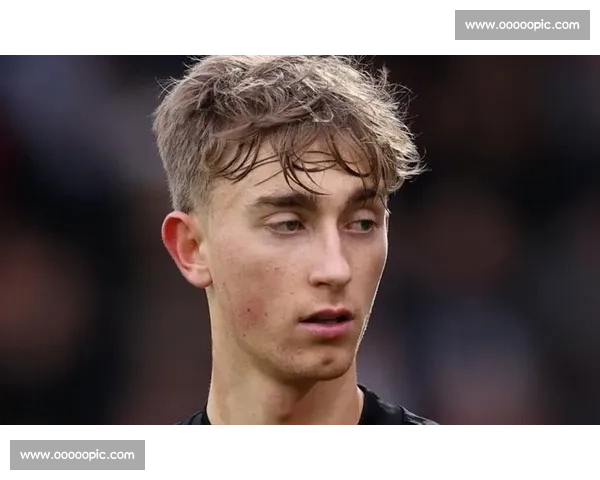 皇马转会策略曝光：赫伊森交易达标，新防线雏形初现