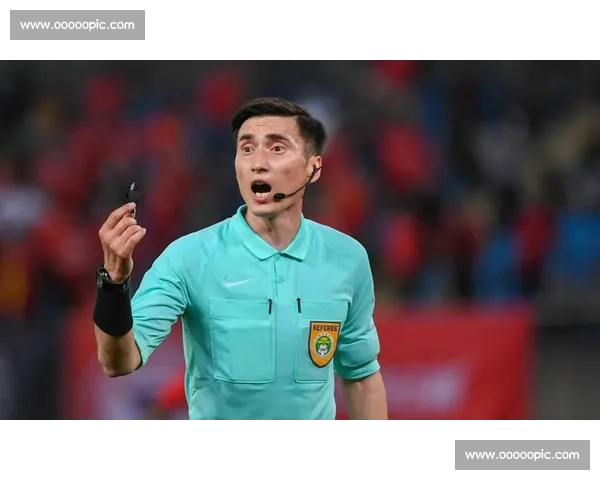 争议判罚引热议,裁判的眼睛到底看见了什么 争议判罚引热议,裁判的眼睛到底看见了什么